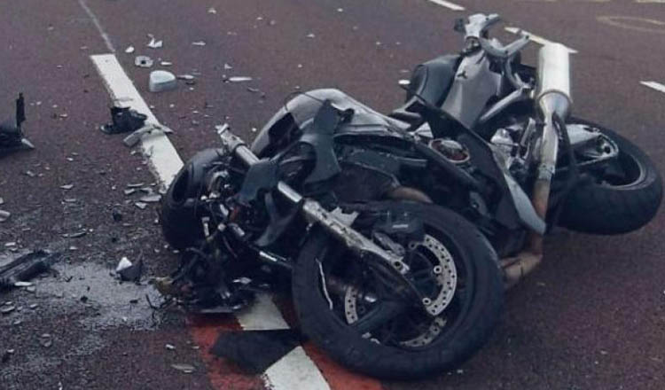 Motociclist mort într-un accident în Iași, jefuit de ceas, borsetă și lănțișorul de aur de la gât