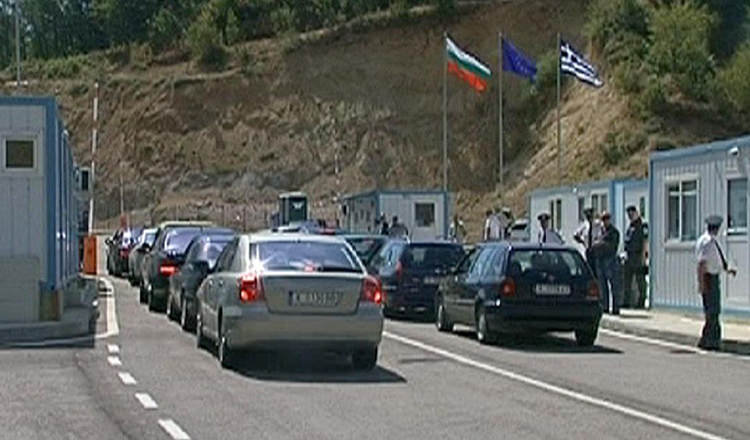 Grecia își închide frontierele terestre noaptea. Ce trebuie să știe toți românii