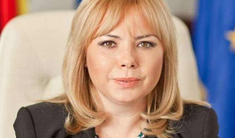 Cine este Anca Dragu, prima femeie care va conduce Senatul României