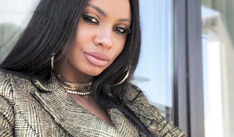 Laurette, în stare de șoc. Vedeta a fost bătută într-un hotel din Capitală. A ajuns la poliție în miez de noapte